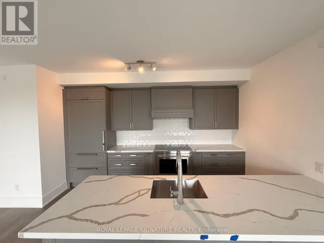 321 - 2452 BLOOR STREET W, Toronto (Lambton Baby Point), Ontario M6S4E4