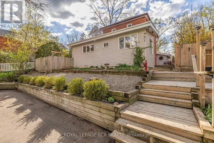 91 KING STREET W, Caledon (Bolton West), Ontario L7E1A2