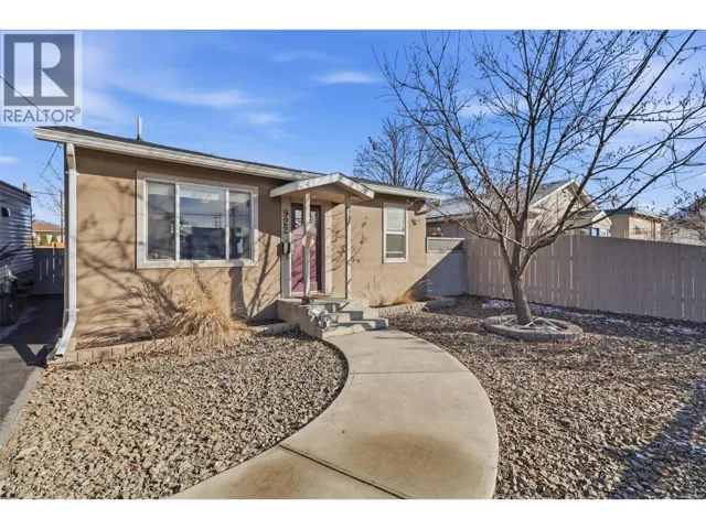 922 Westminster Avenue, Kamloops, British Columbia V2B1P1