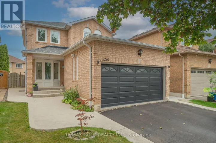 5261 RIVER FOREST COURT, Mississauga (East Credit), Ontario L5V2C7