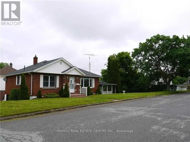 6075 SUMMER STREET, Niagara Falls (Hospital), Ontario L2G1M8