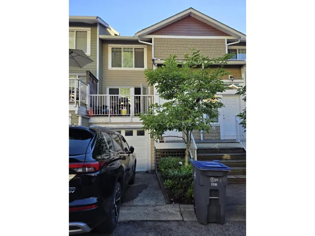 30 6110 138 STREET, Surrey, British Columbia V3X3V6
