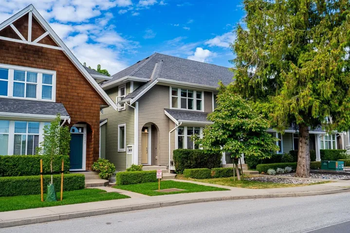 20581 84 AVENUE, Langley, British Columbia V2Y0P4
