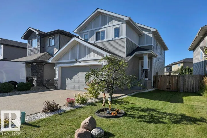 9732 205 ST NW, Edmonton, Alberta T5T4V7