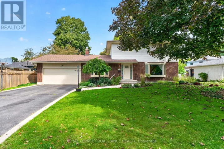 241 OLYMPUS AVENUE, Kingston (City SouthWest), Ontario K7M5S3