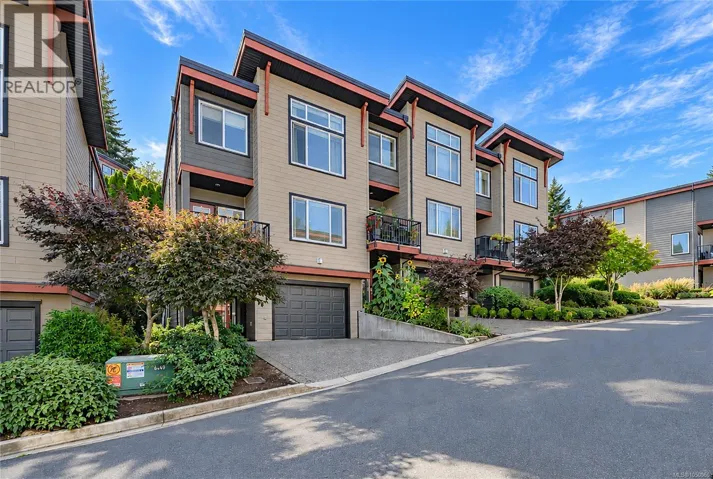 2105 Greenhill Rise, Langford, British Columbia V9B0J1