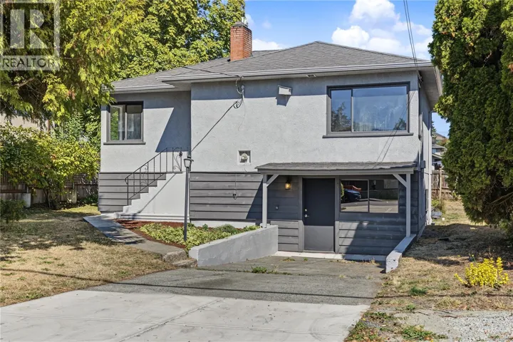 244 Regina Ave, Saanich, British Columbia V8Z1J5
