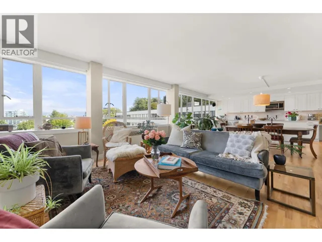 825 1445 MARPOLE AVENUE, Vancouver, British Columbia V6H1S5