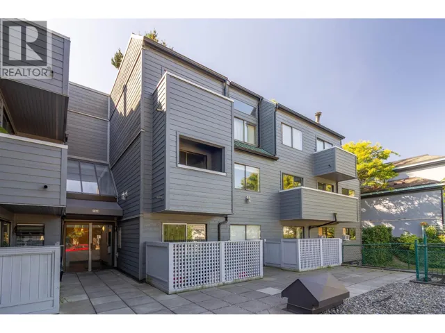 201 1948 COQUITLAM AVENUE, Port Coquitlam, British Columbia V3B1J3