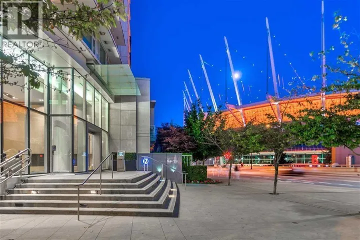 1606 161 W GEORGIA STREET, Vancouver, British Columbia V6B0K9