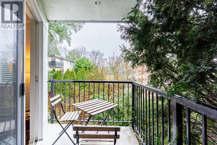 213 36 E 14TH AVENUE, Vancouver, British Columbia V5T4C9