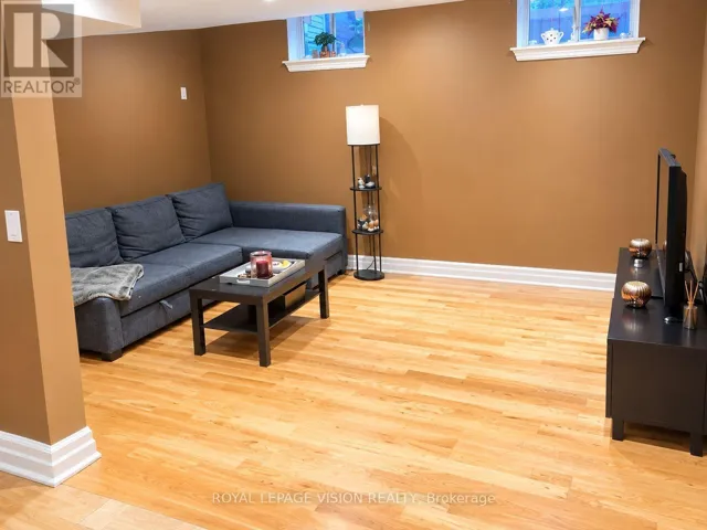 91 MAGPIE CRESCENT, Vaughan (Vellore Village), Ontario L4H2A4