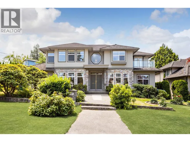 5885 WALKER AVENUE, Burnaby, British Columbia V5E3B3