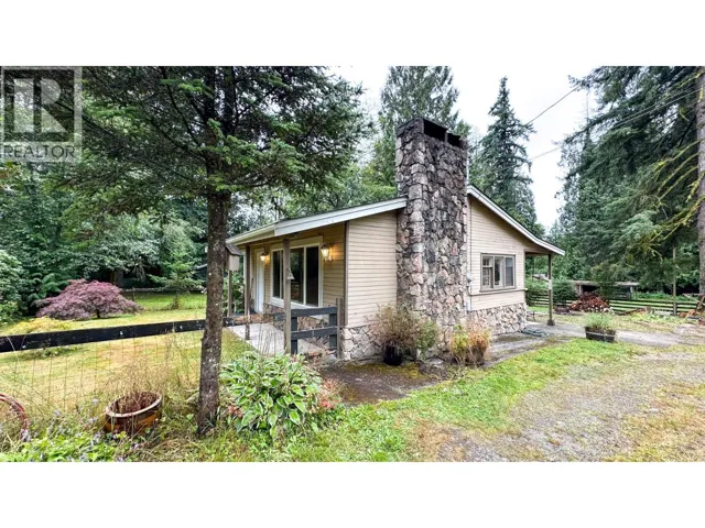 11185 272 STREET, Maple Ridge, British Columbia V2W1Y6