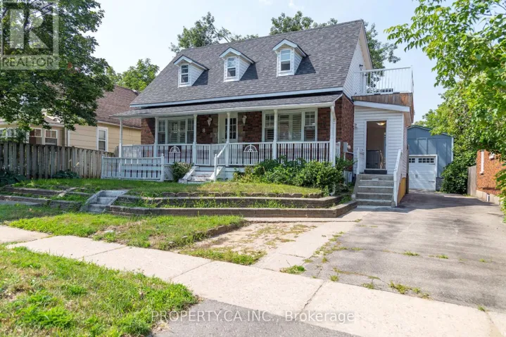 8 DUFFERIN STREET, Barrie (Sanford), Ontario L4N2J7