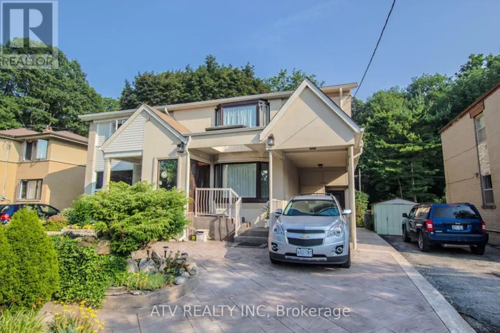 235 SAINT MARKS ROAD, Toronto (Lambton Baby Point), Ontario M6S2J1