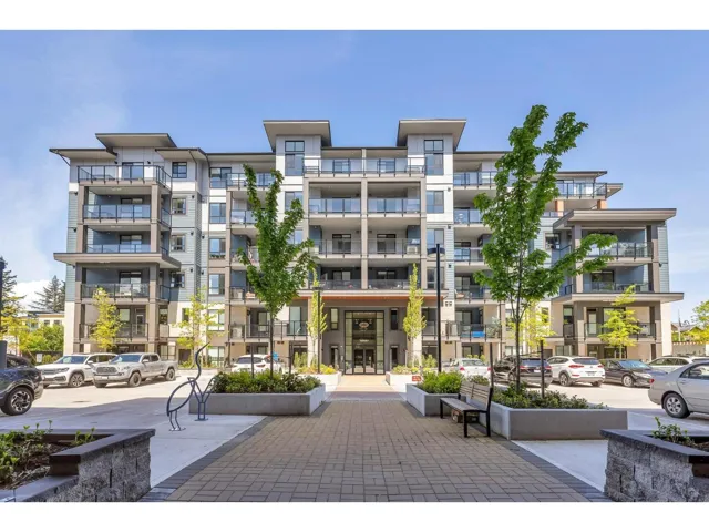 310 45497 CAMPUS DRIVE, Garrison Crossing, Chilliwack, British Columbia V2R6L8
