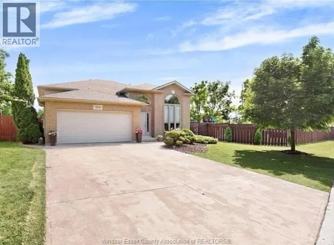 569 SARAH COURT, Windsor, Ontario N9G2Y8