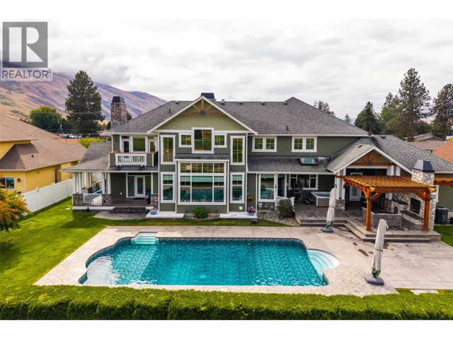 700 Harrington Road, Kamloops, British Columbia V2B6T7