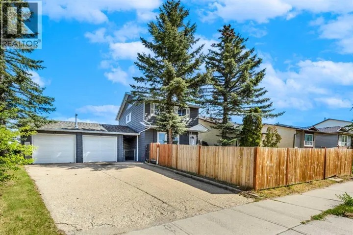 120 Whitefield Drive NE, Calgary, Alberta T1Y5X2