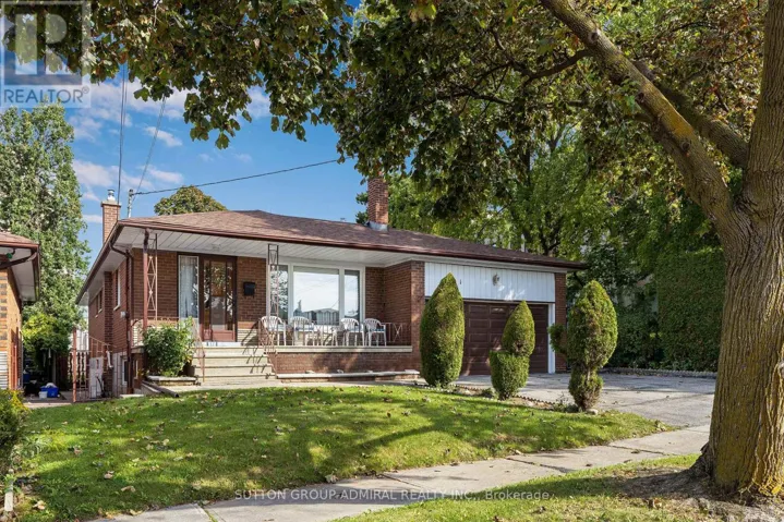 201 DERRYDOWN ROAD, Toronto (York University Heights), Ontario M3J1S2