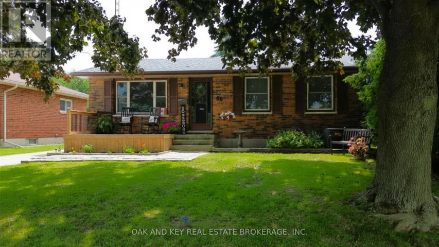 26 SINCLAIR AVENUE, St. Thomas, Ontario N5R3A8