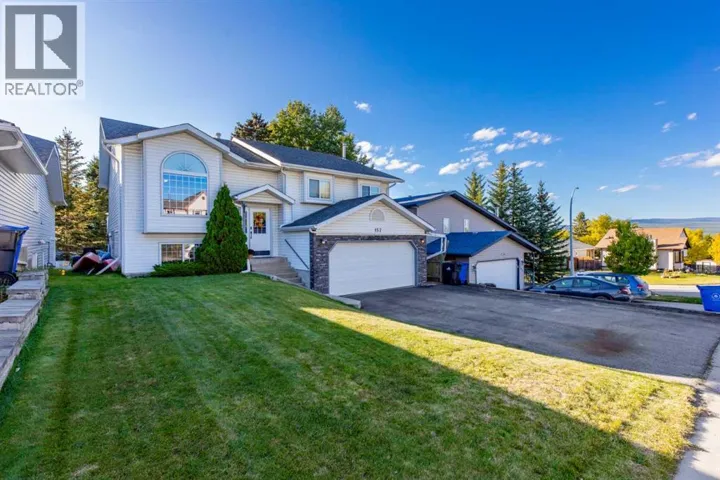 157 Rispler Way, Hinton, Alberta T7V1L7