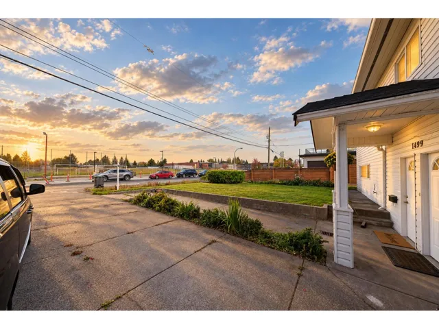 14490 106A AVENUE, Surrey, British Columbia V3R1T4