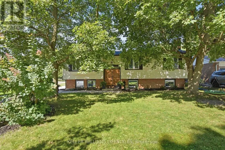 1 QUEEN ANNE CIRCLE, London North (North M), Ontario N6H4B6