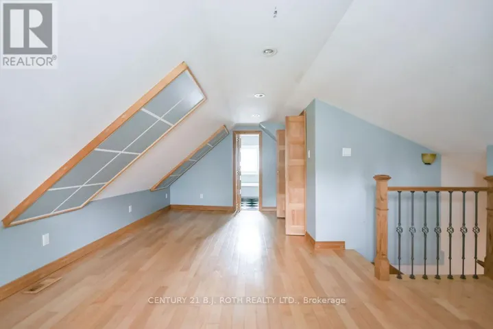 45 GROVE STREET W, Barrie (Queen's Park), Ontario L4N1M6