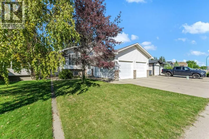 460 Spruce Way SE, Medicine Hat, Alberta T1B4L5