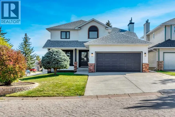 238 Hawktree Bay NW, Calgary, Alberta T3G2Z3