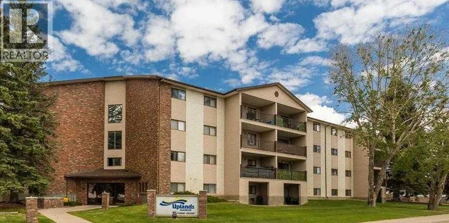 303, 85 Foxbend Crescent N, Lethbridge, Alberta T1H5T4