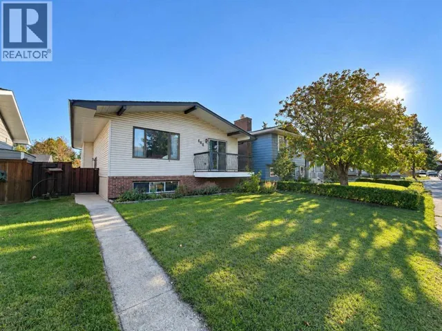 668 Whiteridge Road NE, Calgary, Alberta T1Y2Y8