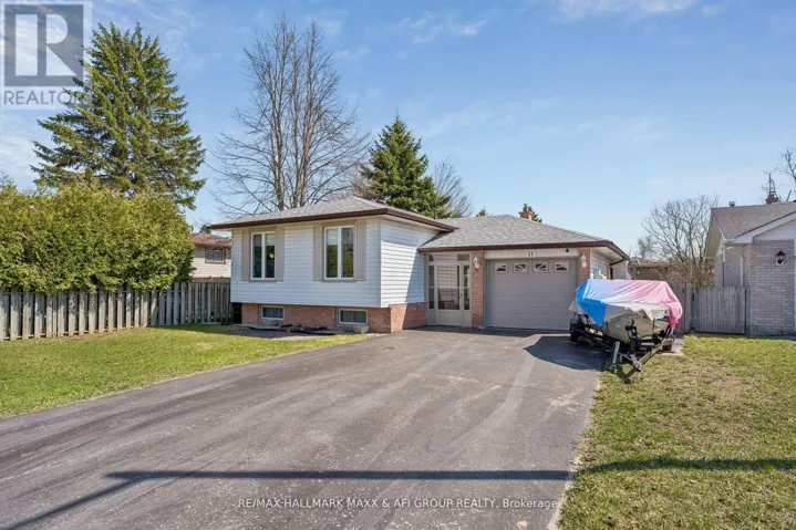 11 CHARLOTTE COURT, Barrie (Letitia Heights), Ontario L4N6B2