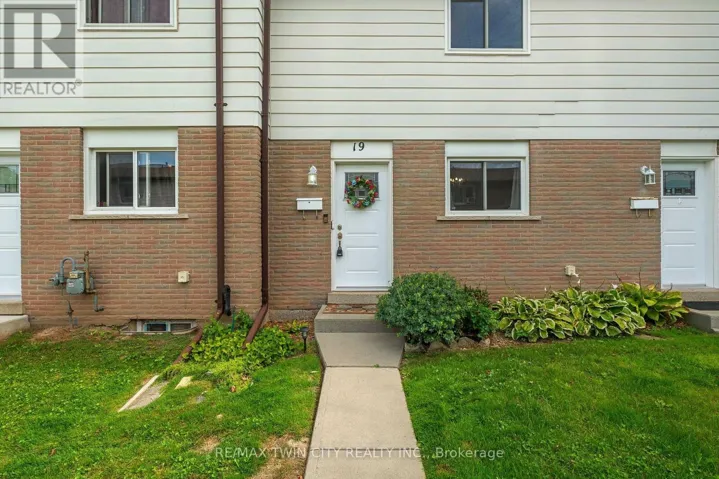 19 - 379 DARLING STREET, Brantford, Ontario N3S7G4