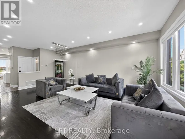 44 CEDAR LAKE CRESCENT, Brampton (Bram West), Ontario L6Y0P9