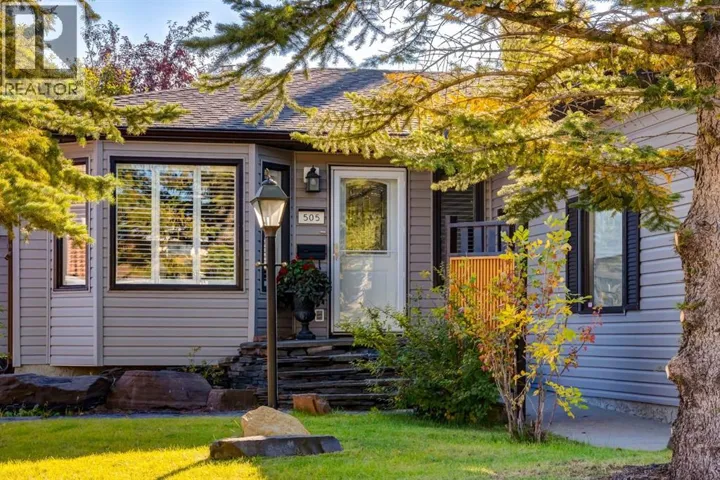 505 Edgebank Place NW, Calgary, Alberta T3A4V6