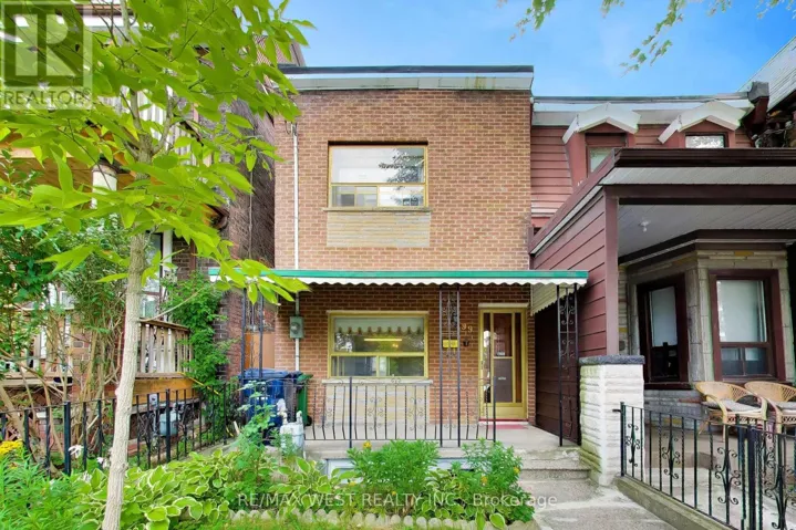 99 EUCLID AVENUE, Toronto (Trinity-Bellwoods), Ontario M6J2J8