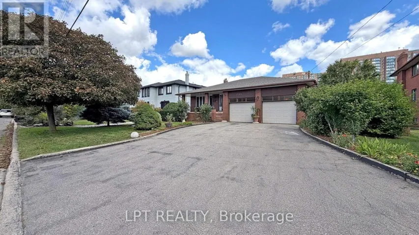 3185 PARKERHILL ROAD, Mississauga (Cooksville), Ontario L5B1V7