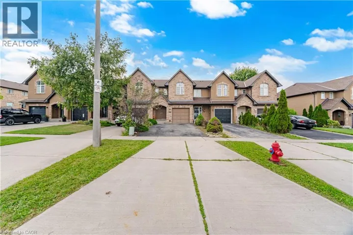 842 UPPER KENILWORTH Avenue, Hamilton, Ontario L8T5A6