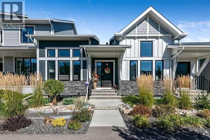 64 D'arcy Boulevard, Okotoks, Alberta T1S5S7