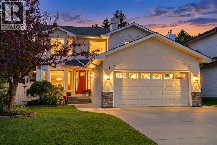 11 Sienna Hills Place SW, Calgary, Alberta T3H2W1