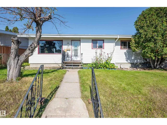 8812 135a AV S NW, Edmonton, Alberta T5E1S1