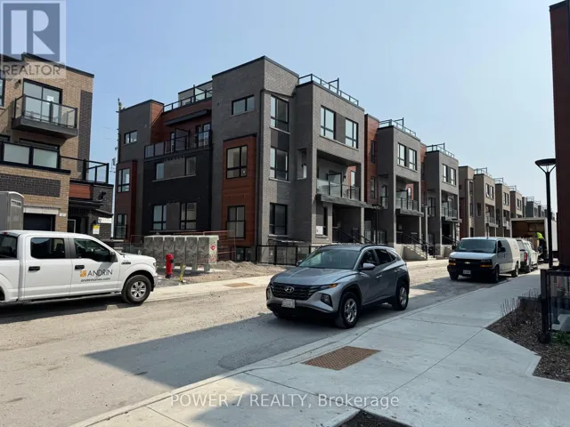 22 - 14 LYTHAM GREEN CIRCLE, Newmarket (Glenway Estates), Ontario L3Y0H4