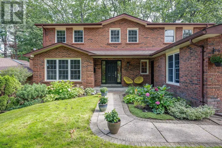 9 OAKRIDGE DRIVE, Barrie (Sunnidale), Ontario L4N5N6