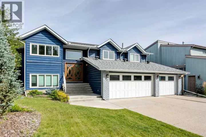 32 Bow Village Crescent NW, Calgary, Alberta T3B4X2