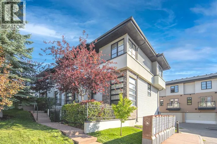 158 Aspen Hills Villas SW, Calgary, Alberta T3H0H7