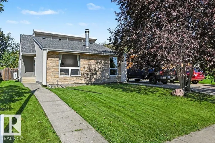 8708 25A AV NW, Edmonton, Alberta T6K2W7