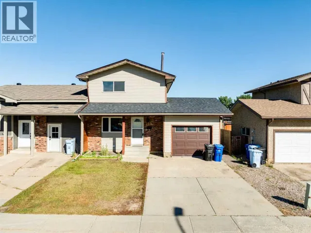 135 Grayling Crescent, Fort McMurray, Alberta T9J1J9